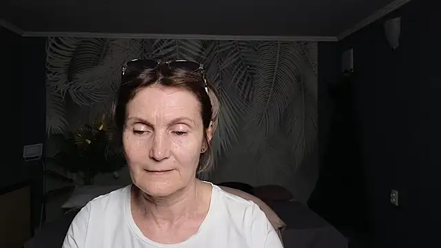 Snapshot of Mabel_Magic chatting on June 2026 06:19:02 AM Mabel Magic online show from June 2026 06:19:02 AM