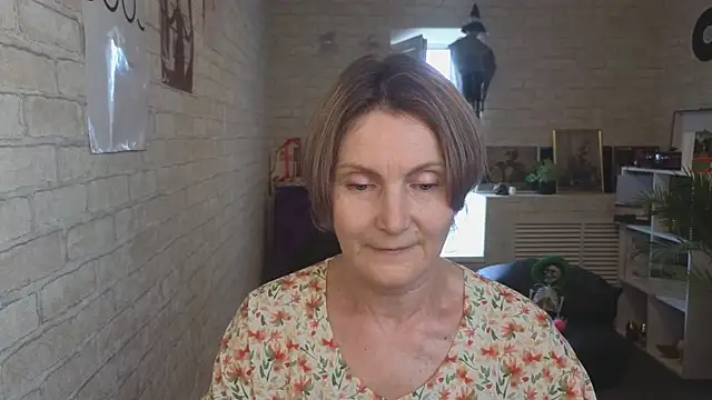 Snapshot of Mabel_Magic chatting on June 2026 12:37:01 PM Mabel Magic online show from June 2026 12:37:01 PM