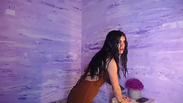 Shayla Gray online show from July 2026 11:35:01 AM