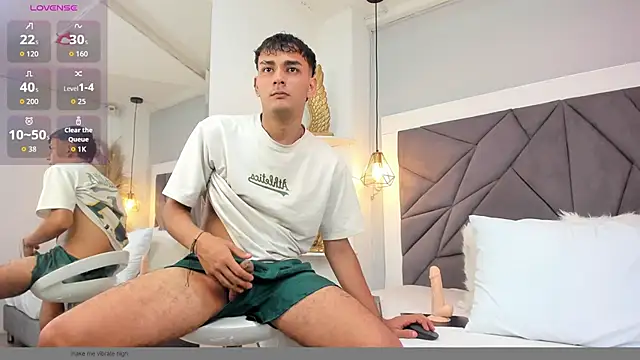 Snapshot of LiamBlake_ chatting on June 2026 05:45:02 AM LiamBlake online show from June 2026 05:45:02 AM
