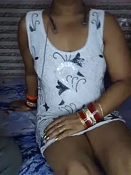 Snapshot of Curvy_Anushka chatting on June 2026 09:01:02 AM Curvy Anushka online show from June 2026 09:01:02 AM