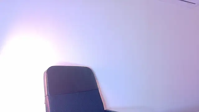 AmeliaLaurent  online show from July 2026 07:55:01 PM