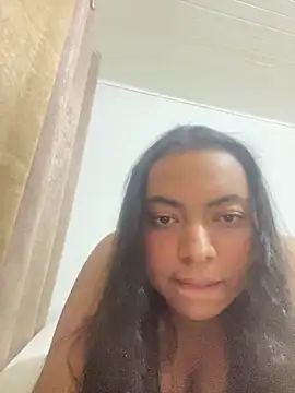 Snapshot of safada_BRL chatting on May 2026 11:02:01 PM safada BRL online show from May 2026 11:02:01 PM