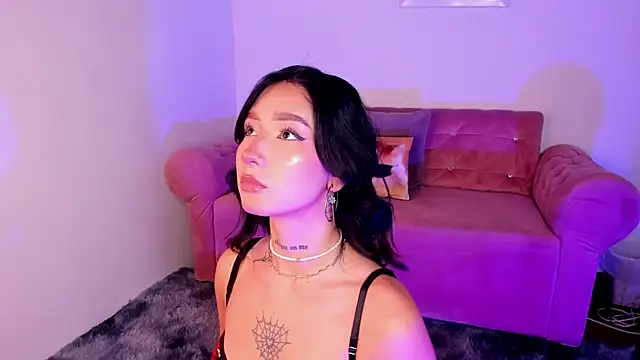 SophieMoneet online show from July 2026 12:45:02 PM