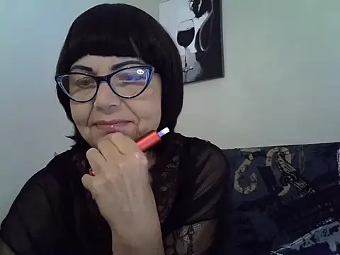 Snapshot of Marys3773 chatting on July 2026 05:27:01 PM Marys3773 online show from July 2026 05:27:01 PM