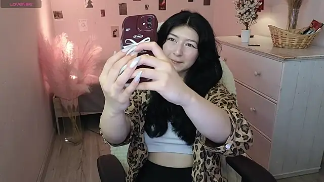 Snapshot of Vanessa_LimX chatting on June 2026 12:38:02 PM Vanessa LimX online show from June 2026 12:38:02 PM