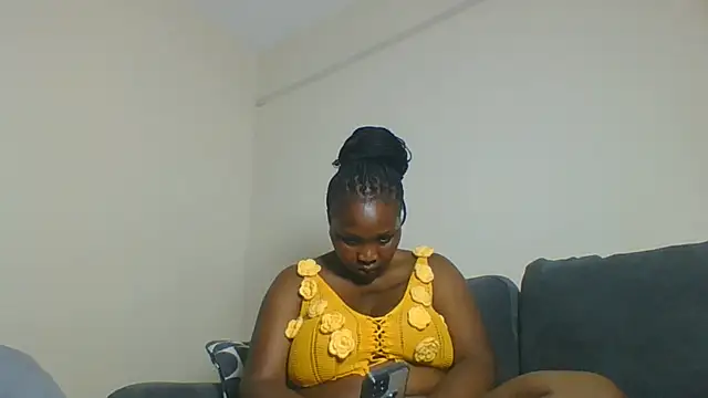 Snapshot of Bootay_licious chatting on June 2026 07:47:02 PM Bootay licious online show from June 2026 07:47:02 PM