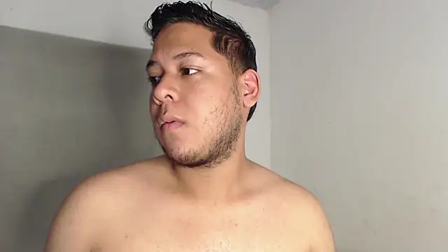 Snapshot of nicolas_cr1 chatting on June 2026 12:19:02 AM nicolas cr1 online show from June 2026 12:19:02 AM