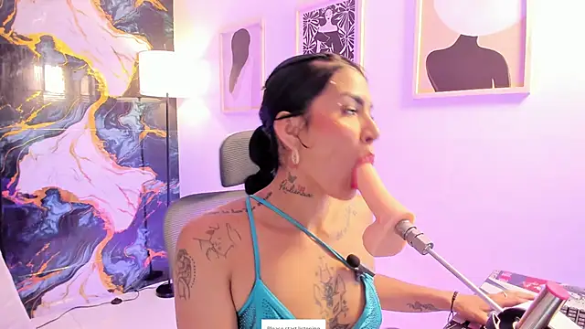 Snapshot of Alanna_Wild chatting on June 2026 07:36:01 PM Alanna Wild online show from June 2026 07:36:01 PM
