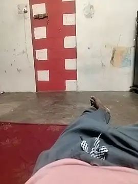 Snapshot of bossmagi chatting on November 2025 10:15:01 AM bossmagi online show from November 2025 10:15:01 AM