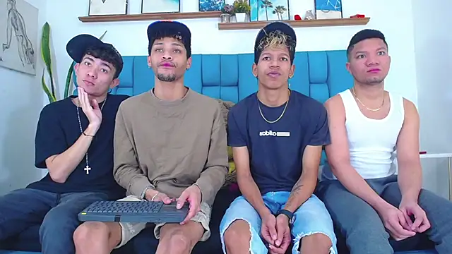 Snapshot of STRANGER_BOYS chatting on July 2026 05:04:01 PM STRANGER BOYS online show from July 2026 05:04:01 PM