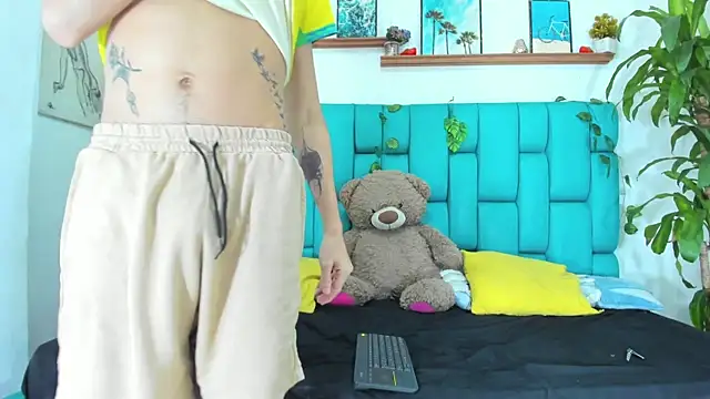 Snapshot of STRANGER_BOYS chatting on July 2026 11:23:02 PM STRANGER BOYS online show from July 2026 11:23:02 PM