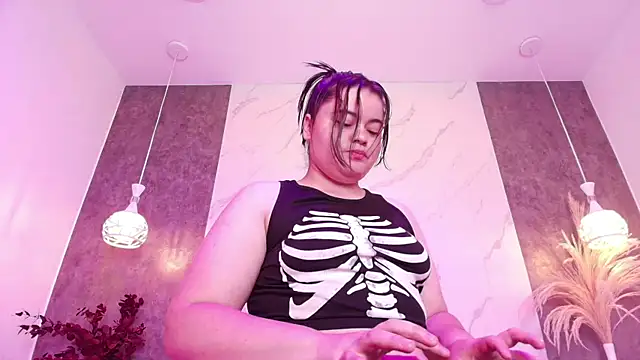 Vicky-Mooree online show from July 2026 08:52:02 PM