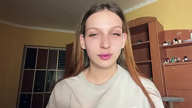xXMelanieseXx online show from June 2026 05:26:02 PM