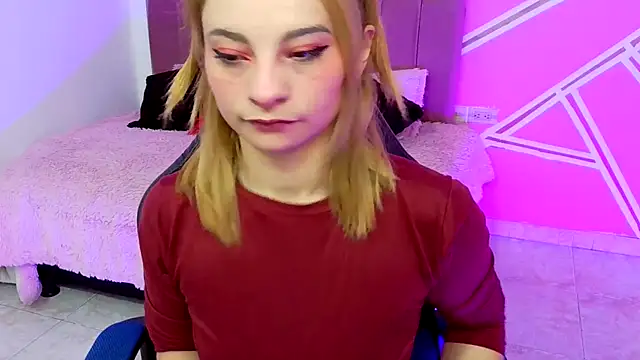 Snapshot of Barbie__sweet chatting on June 2026 01:02:01 PM Barbie sweet online show from June 2026 01:02:01 PM