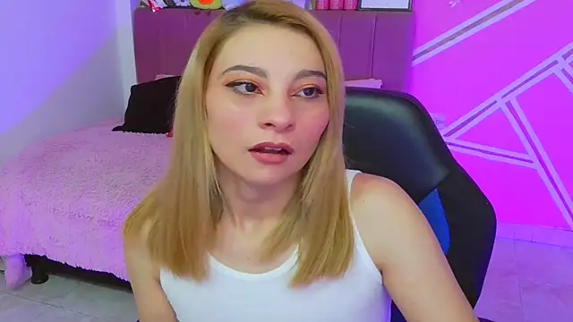Snapshot of Barbie__sweet chatting on June 2026 12:41:01 PM Barbie sweet online show from June 2026 12:41:01 PM