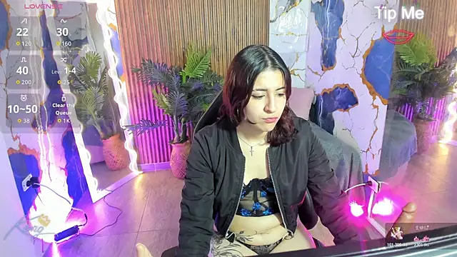 Snapshot of Zyra_tay chatting on June 2026 11:33:01 AM Zyra tay online show from June 2026 11:33:01 AM