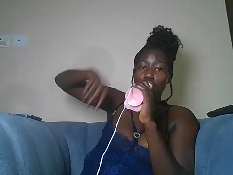 Snapshot of Silky_aura chatting on May 2026 10:17:01 PM Silky aura online show from May 2026 10:17:01 PM