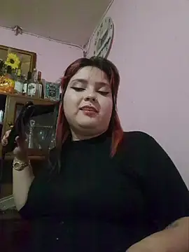 Snapshot of curvy_latina chatting on July 2026 04:17:02 AM curvy latina online show from July 2026 04:17:02 AM