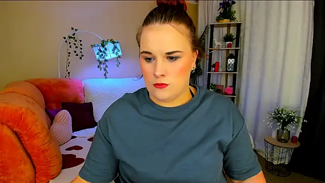 OliviaTwens online show from June 2026 03:13:02 AM