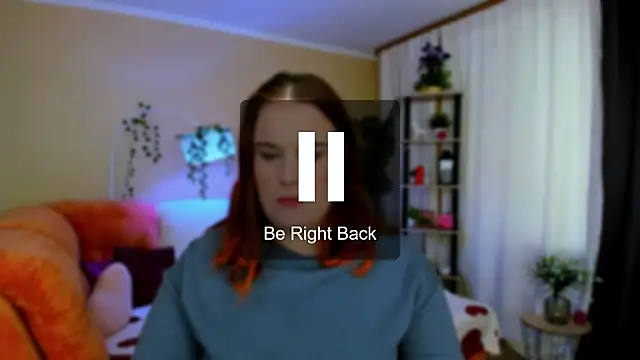 OliviaTwens online show from June 2026 07:03:01 AM