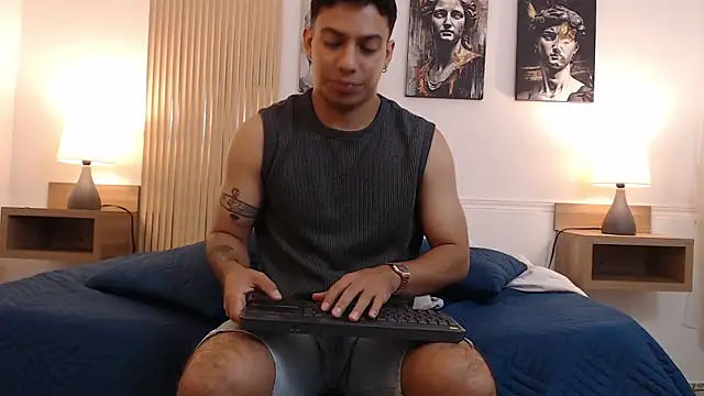 Diego salvatore online show from June 2026 07:40:02 PM