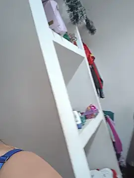 Snapshot of fire_mommy chatting on June 2026 09:43:02 PM fire mommy online show from June 2026 09:43:02 PM