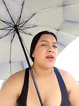 Sexy nayra outdoors  online show from June 2026 01:28:01 PM