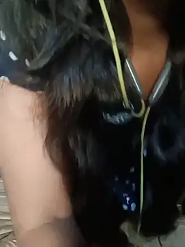 Snapshot of DESI-DOLLL chatting on June 2026 09:11:02 AM DESI-DOLLL online show from June 2026 09:11:02 AM