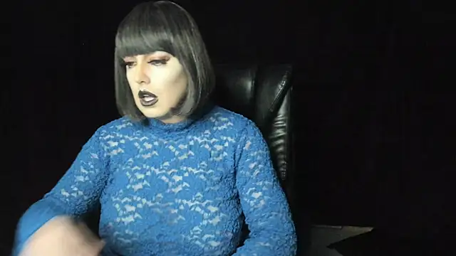 Snapshot of Danielle_tv33 chatting on December 2024 09:40:02 PM Danielle tv33 online show from December 2024 09:40:02 PM