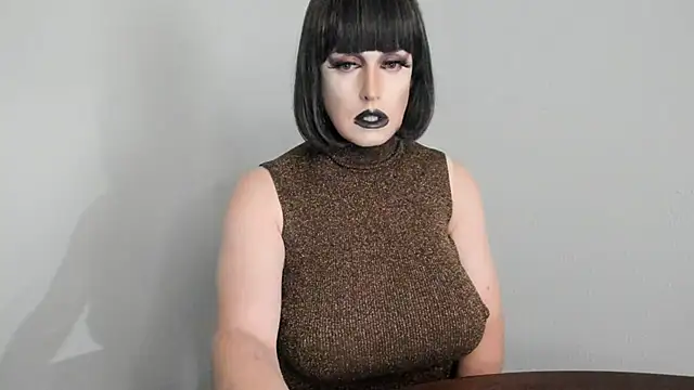 Snapshot of Danielle_tv33 chatting on December 2024 05:44:01 AM Danielle tv33 online show from December 2024 05:44:01 AM