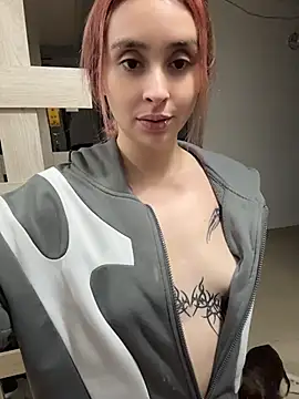 Snapshot of Sophia_LuxxX chatting on July 2026 03:24:02 AM Sophia LuxxX online show from July 2026 03:24:02 AM