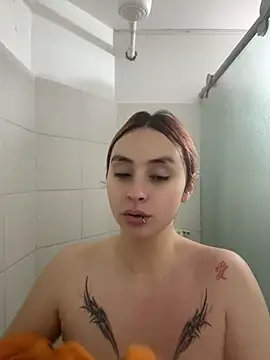 Snapshot of Sophia_LuxxX chatting on July 2026 07:01:02 PM Sophia LuxxX online show from July 2026 07:01:02 PM