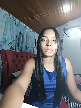 Snapshot of xcleila chatting on June 2026 04:13:02 AM xcleila online show from June 2026 04:13:02 AM