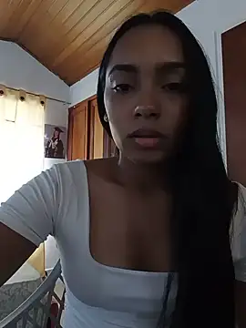 Snapshot of xcleila chatting on June 2026 08:19:02 PM xcleila online show from June 2026 08:19:02 PM