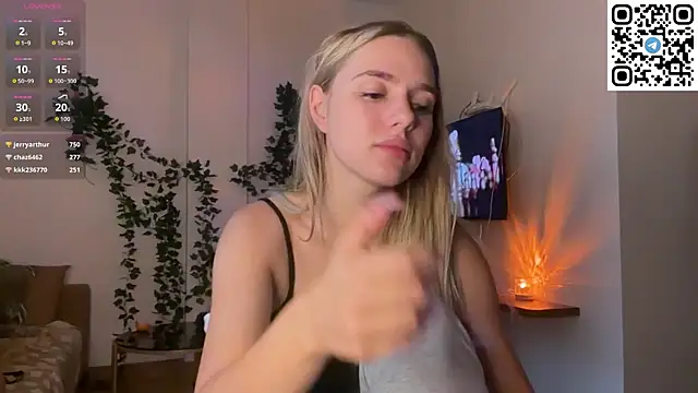 Snapshot of mellissa_xo chatting on July 2026 07:39:01 PM mellissa xo online show from July 2026 07:39:01 PM