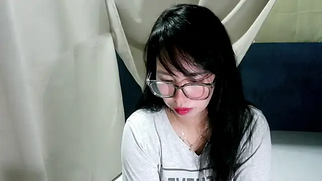 Snapshot of honey_kawai chatting on June 2026 01:28:02 AM honey kawai online show from June 2026 01:28:02 AM