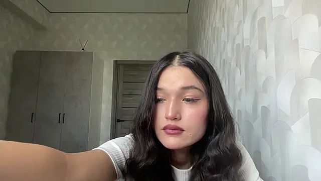 Snapshot of LisetteParajon chatting on June 2026 05:08:01 AM LisetteParajon online show from June 2026 05:08:01 AM