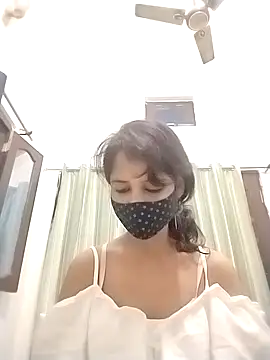 cutieNancy89 online show from July 2026 11:13:02 PM