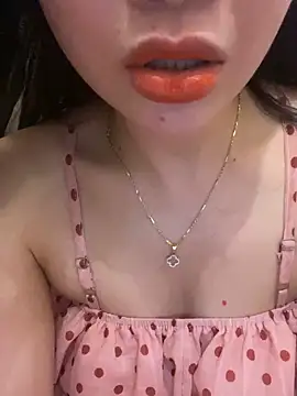 Snapshot of Lisa-sexywet chatting on June 2026 02:17:02 PM Lisa-sexywet online show from June 2026 02:17:02 PM