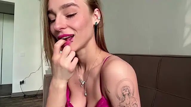 Snapshot of amilia-sexygirl chatting on June 2026 01:28:02 AM amilia-sexygirl online show from June 2026 01:28:02 AM