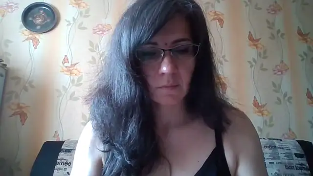 Snapshot of Miss_Heliena chatting on June 2026 07:46:01 AM Miss Heliena online show from June 2026 07:46:01 AM