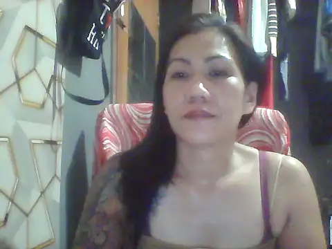 Snapshot of pinayheartaker chatting on June 2026 03:14:02 PM pinayheartaker online show from June 2026 03:14:02 PM