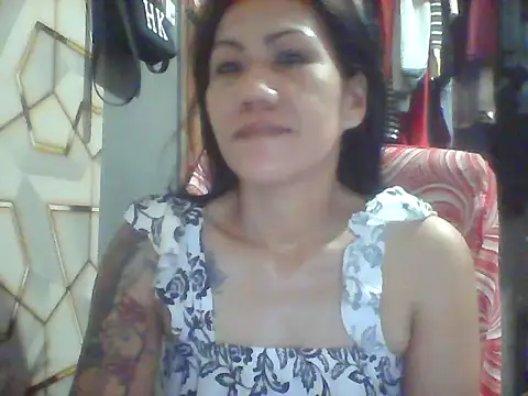 Snapshot of pinayheartaker chatting on June 2026 11:55:01 PM pinayheartaker online show from June 2026 11:55:01 PM