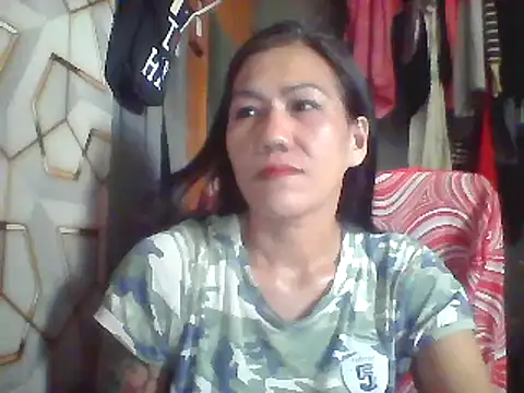 Snapshot of pinayheartaker chatting on June 2026 01:06:01 AM pinayheartaker online show from June 2026 01:06:01 AM