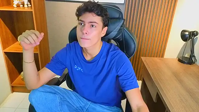 Snapshot of Esteban_Fire chatting on June 2026 12:06:02 PM Esteban Fire online show from June 2026 12:06:02 PM