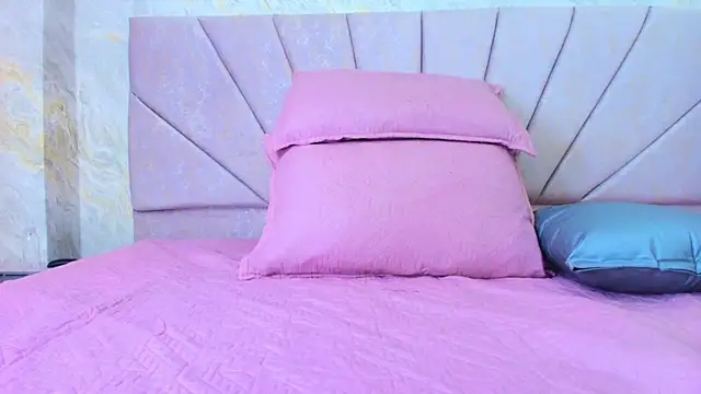 Snapshot of ariana_florez_ chatting on June 2026 07:29:01 PM ariana florez online show from June 2026 07:29:01 PM