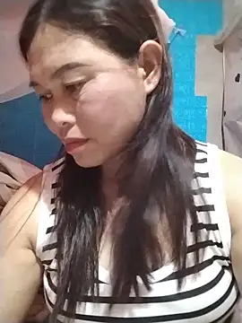 Snapshot of -Hatybi- chatting on June 2026 06:30:01 AM -Hatybi- online show from June 2026 06:30:01 AM
