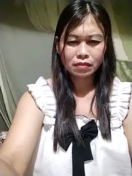Snapshot of -Hatybi- chatting on June 2026 10:10:02 PM -Hatybi- online show from June 2026 10:10:02 PM