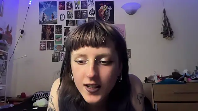 batzy666 online show from June 2026 11:31:01 AM